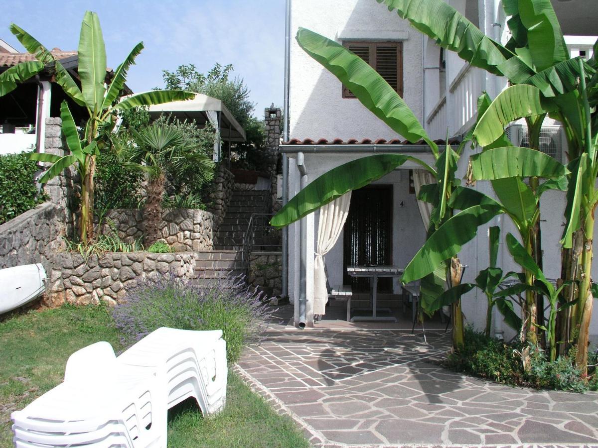 Apartmani Villa Kalinic Njivice Buitenkant foto